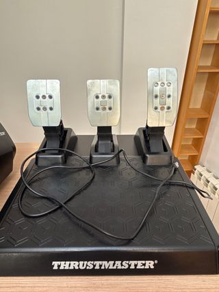 Volante Thrustmaster T248 PS5, PC, PS4