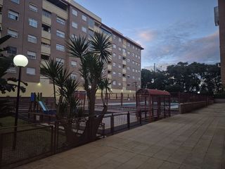 Piso en venta en Residencial Jardín Botánico en Málaga