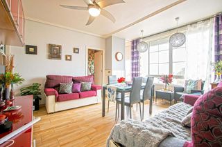 Piso en venta en Cruz Roja en Sevilla