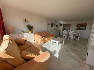 Piso en venta en Torrequebrada en Benalmádena
