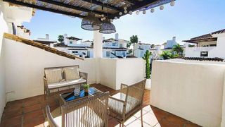 Ático en venta en Los Naranjos - Las Brisas en Marbella
