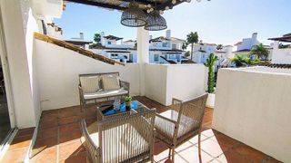Ático en venta en Los Naranjos - Las Brisas en Marbella