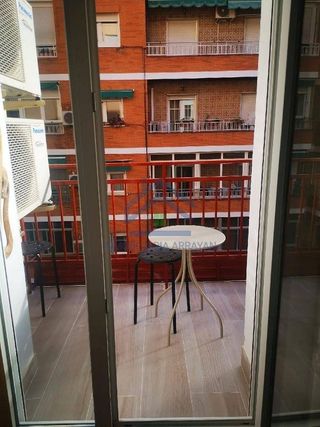 Piso en venta en Camino de Ronda - Rosaleda en Granada