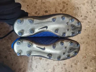 Botas Fútbol Nike Phantom Negras Talla 42