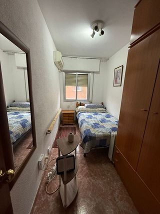 Piso en venta en Numancia en Madrid