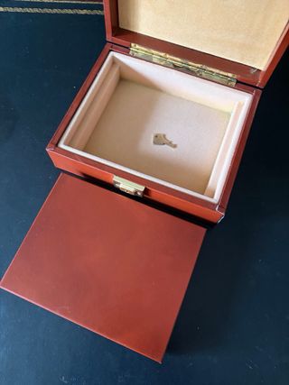 Joyero Vintage con Cerradura Dorada