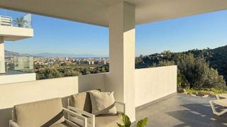 Piso en venta en El Faro de Calaburra - Chaparral en Mijas