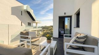 Piso en venta en El Faro de Calaburra - Chaparral en Mijas