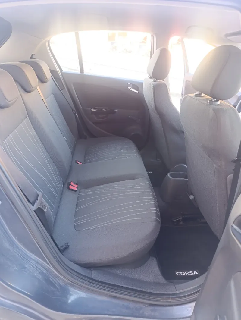 Opel Corsa 2008, foto 10