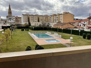 Piso en venta en Santo Domingo de la Calzada