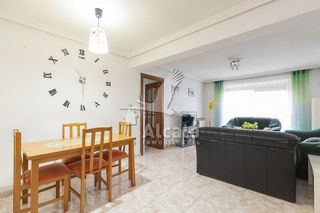 Piso en venta en Loeches