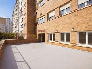 Piso en venta en Ruiseñores en Zaragoza