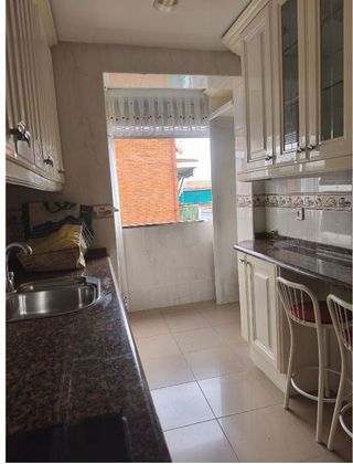 Piso en venta en Pradolongo en Madrid