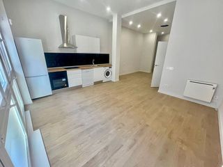 Piso en venta en Palomeras bajas en Madrid