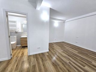 Piso en venta en Palomeras bajas en Madrid