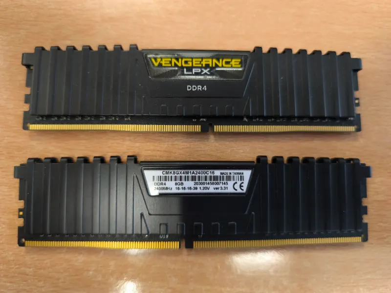 Corsair Vengeance LPX DDR4 2x8GB