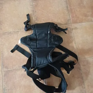 Mochila Portabebés Negra Mothercare