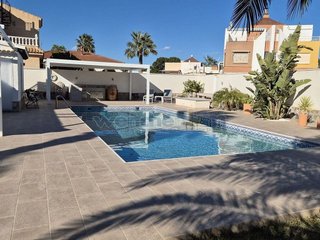Chalet en venta en Los Balcones - Los Altos del Edén en Torrevieja