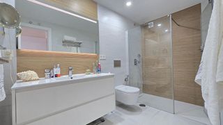 Piso en venta en Torrequebrada en Benalmádena