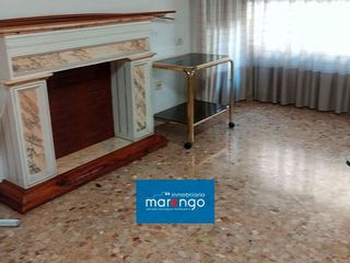 Piso en venta en Piscinas en Villarreal