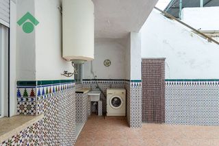 Piso en venta en La Goleta - San Felipe Neri en Málaga
