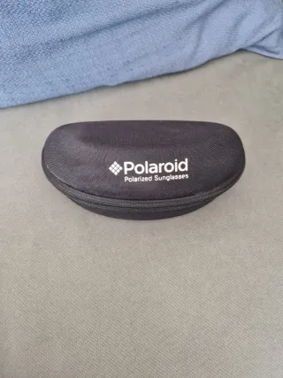 Gafas de sol Polaroid negras y azules