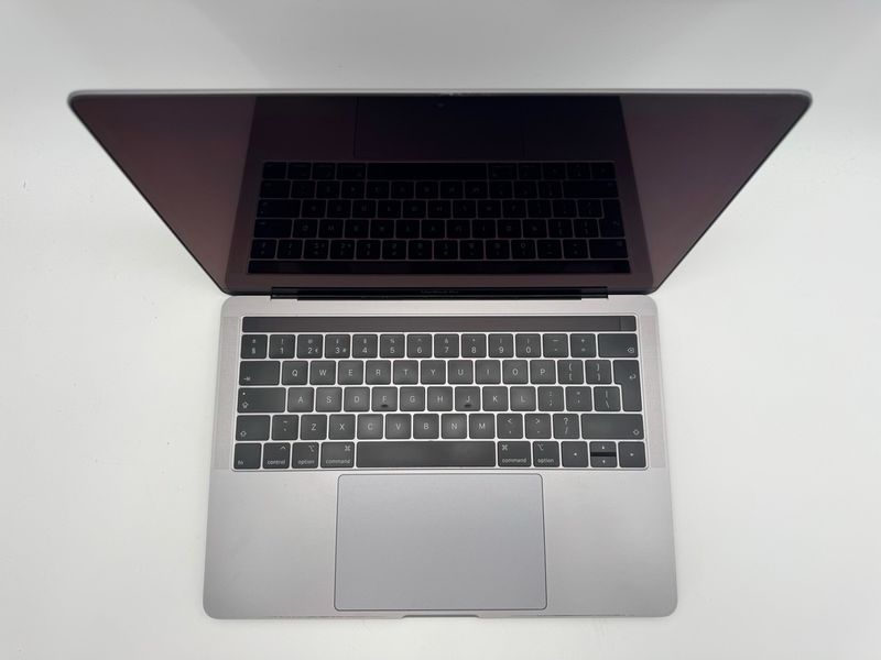 MacBook Pro 13” mid 2019 afbeelding 2