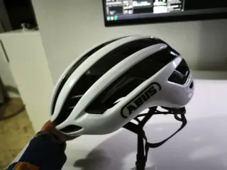 Casco Abus Airbreaker 2.0