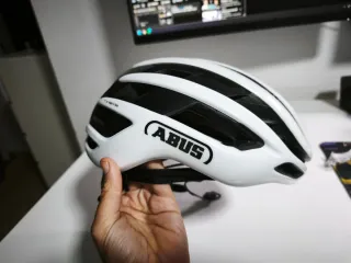 Casco Abus Airbreaker 2.0