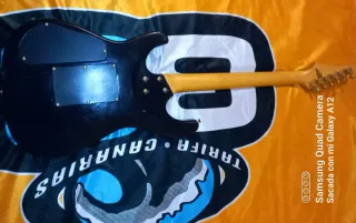 Guitarra Eléctrica Samick YR 600 Scorpion