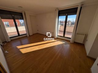 Ático en venta en Santa Cruz - Industria - Polígono Campollano en Albacete