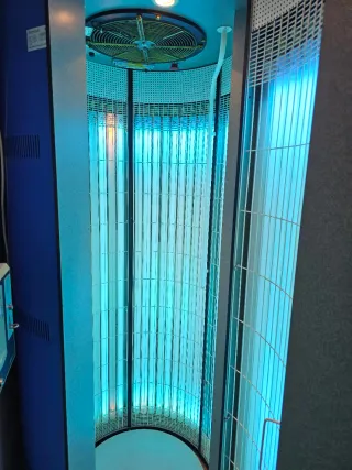 Cabina Rayos UVA Azul y Amarillo