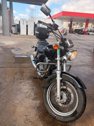 Suzuki Marauder 125 Negra