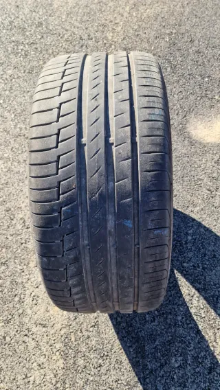 Neumático 245/40/18