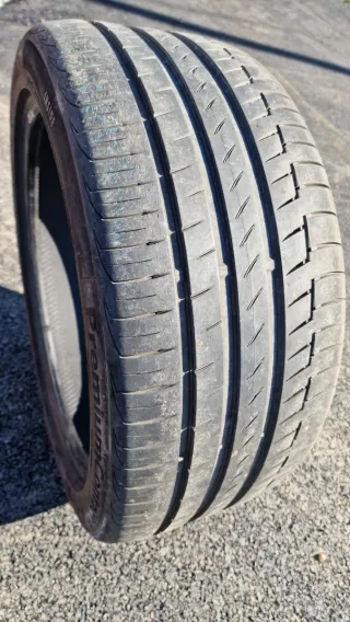 Neumático 245/40/18