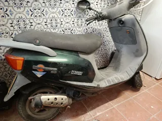 Piaggio Scooter Verde/Gris