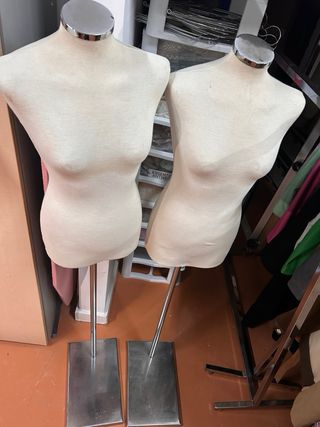 Due busti manichino per abbigliamento