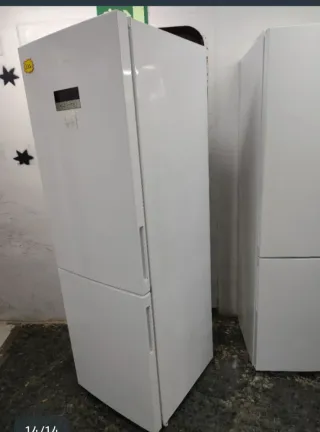 Nevera Combi Grundig No Frost A+