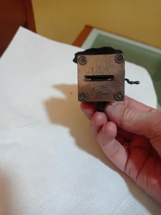 Sacapuntas Playme Gramófono