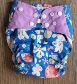 Pañal de tela reutilizable estampado