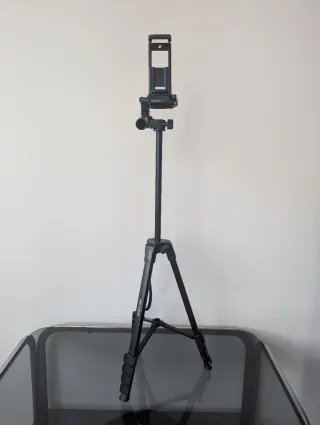 Trípode MACTREM para móvil