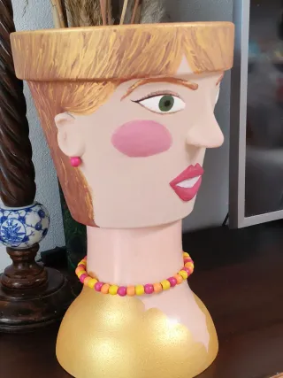 Maceta Cara Mujer Pintada a Mano