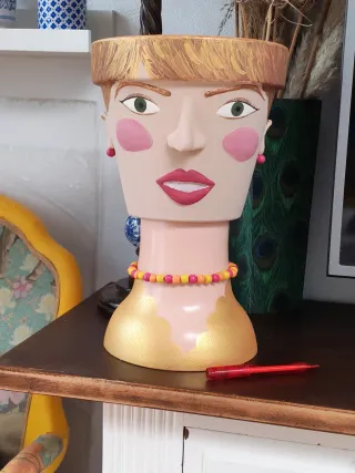 Maceta Cara Mujer Pintada a Mano