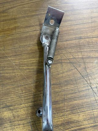 Caballete lateral moto con muelle Yamaha aerox