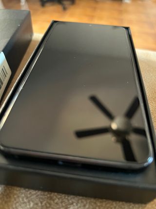 Samsung Galaxy S22 Caja y Funda