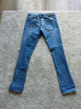 Pantalones Pull&Bear rotos