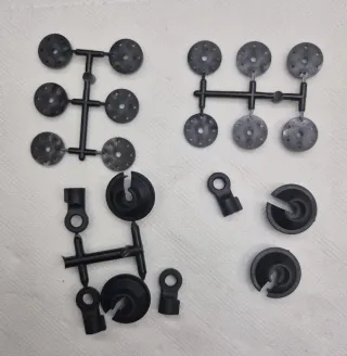 Peças RC8B3 B4 Suspensão