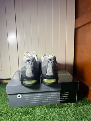Nike Air Max 95 OG Neon