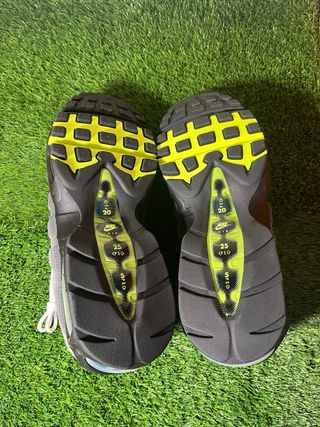 Nike Air Max 95 OG Neon