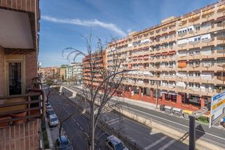Piso en venta en Pajaritos - Plaza de Toros en Granada